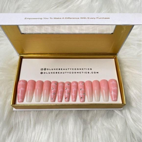 24pcs Luxury Press-on nails - Picture 2 of 11